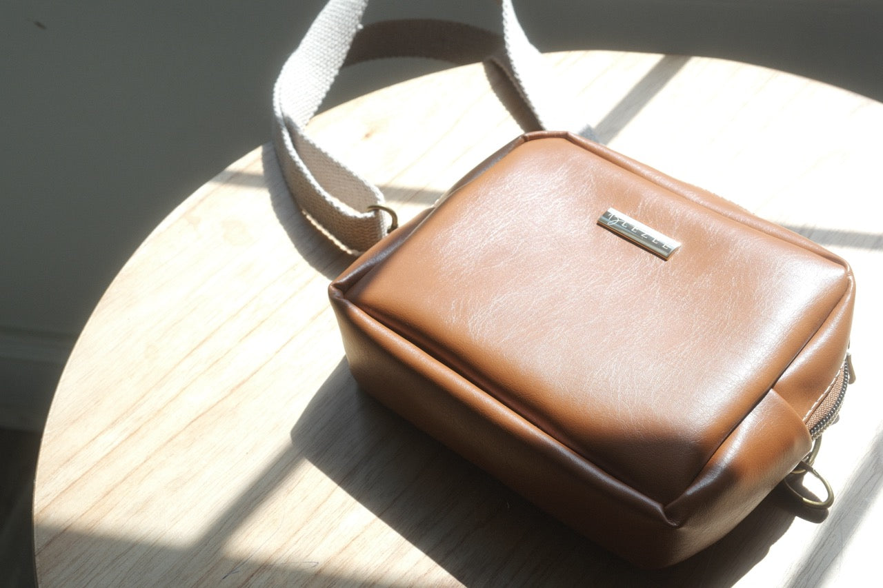 Lola Mini Sling Bag - Cognac