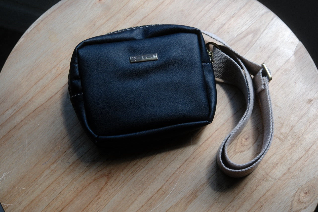 Lola Mini Sling Bag - Midnight