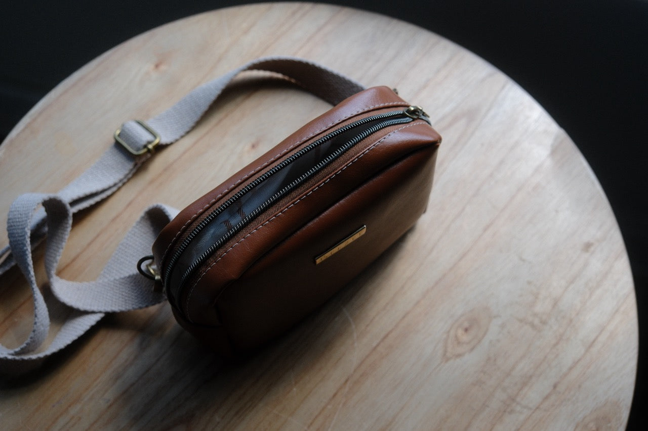 Lola Mini Sling Bag - Cognac